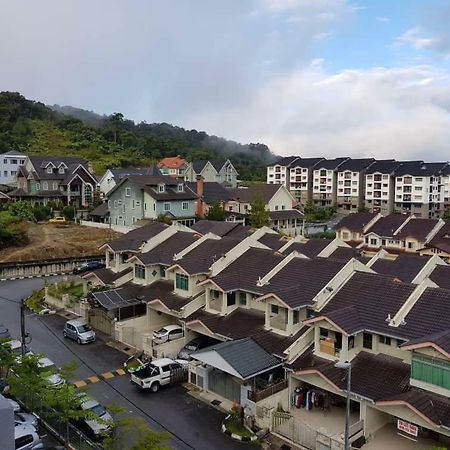 Azizi&Yati Muslim Homestay Cameron Highlands Esterno foto
