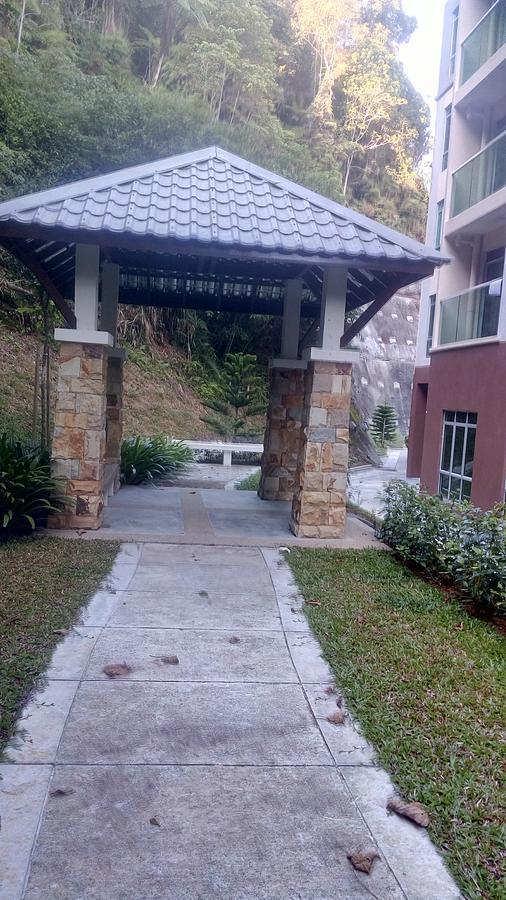 Azizi&Yati Muslim Homestay Cameron Highlands Esterno foto